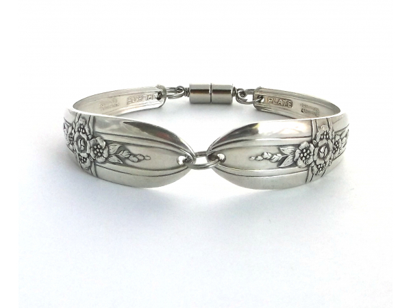 Spoon Bracelet Triumph 1941