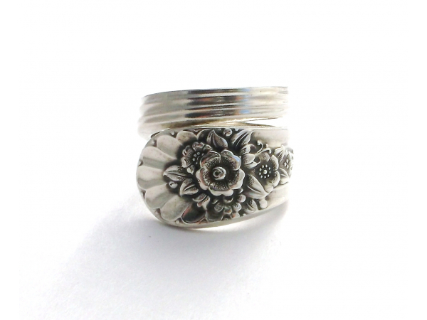 1953 Jubilee spoon ring